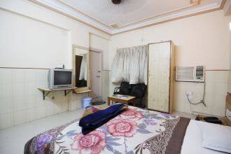 Hotel Neelkanth Bliss, Ahmedabad 3